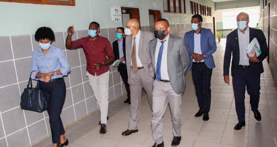 Provedor de Justiça visita Município de Santa Cruz